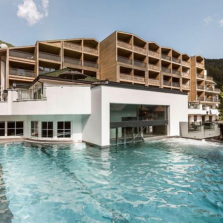 Falkensteiner Hotel & Spa Falkensteinerhof فاليس المظهر الخارجي الصورة