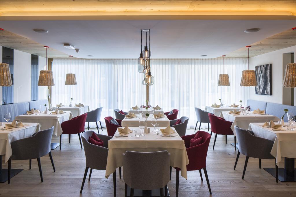 Falkensteiner Hotel & Spa Falkensteinerhof فاليس المظهر الخارجي الصورة